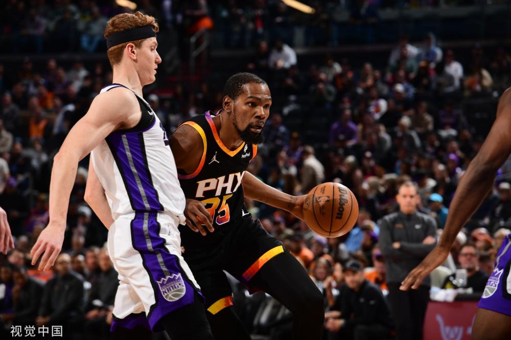 镇主场迎战 镇主场迎战