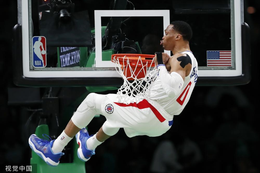 场上给予了 场上给予了